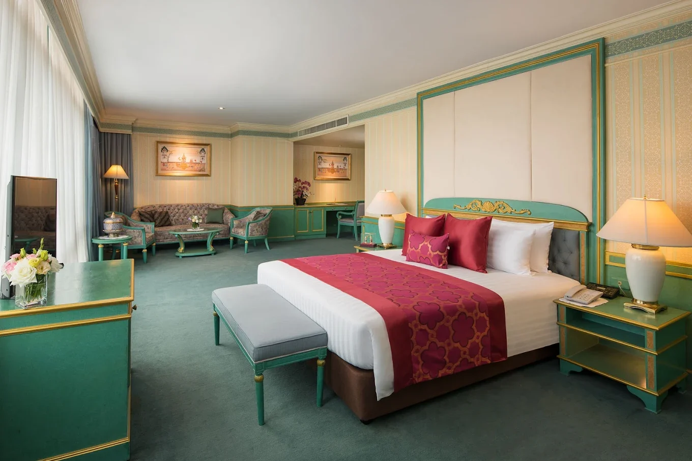 57_Jacuzzi Suite