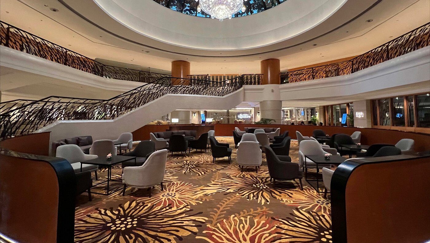 atrium-lounge